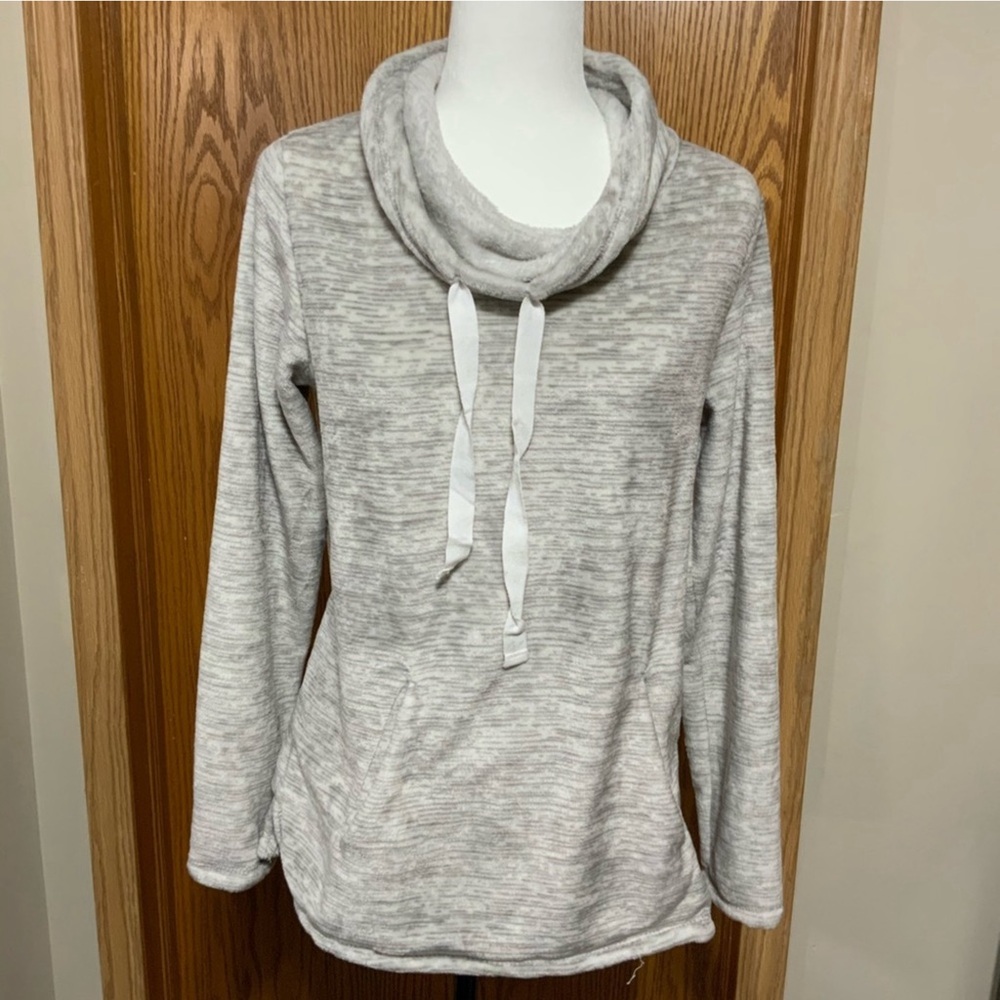 Women’s so soft pull over PJ sweater and bottoms new with tags